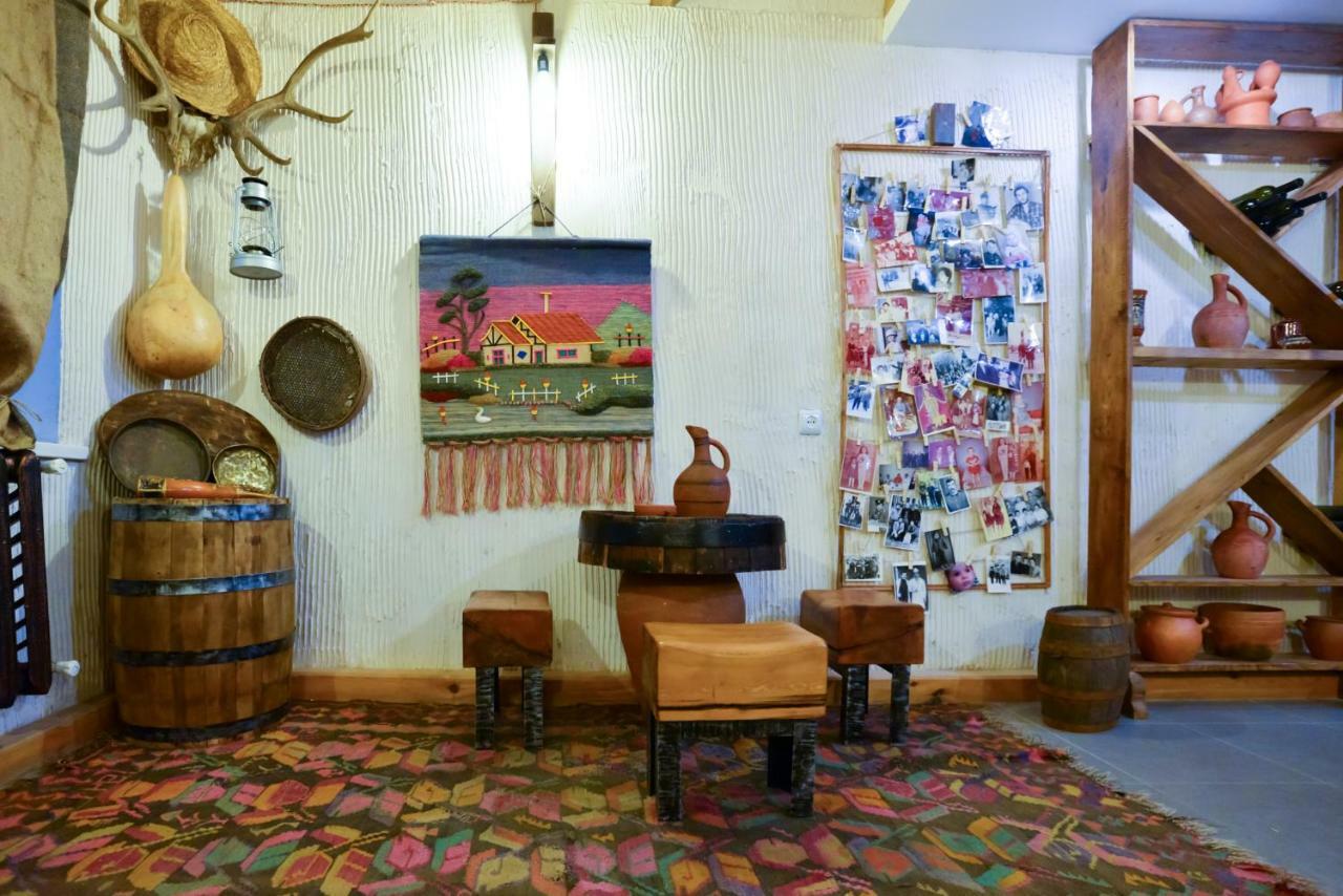 Shin Hotel Achaltsiche Buitenkant foto